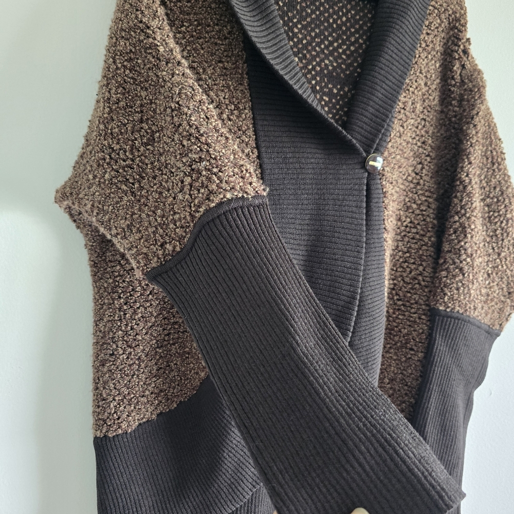 St. John Cozy Brown Knit Sweater L - Picture 4 of 9